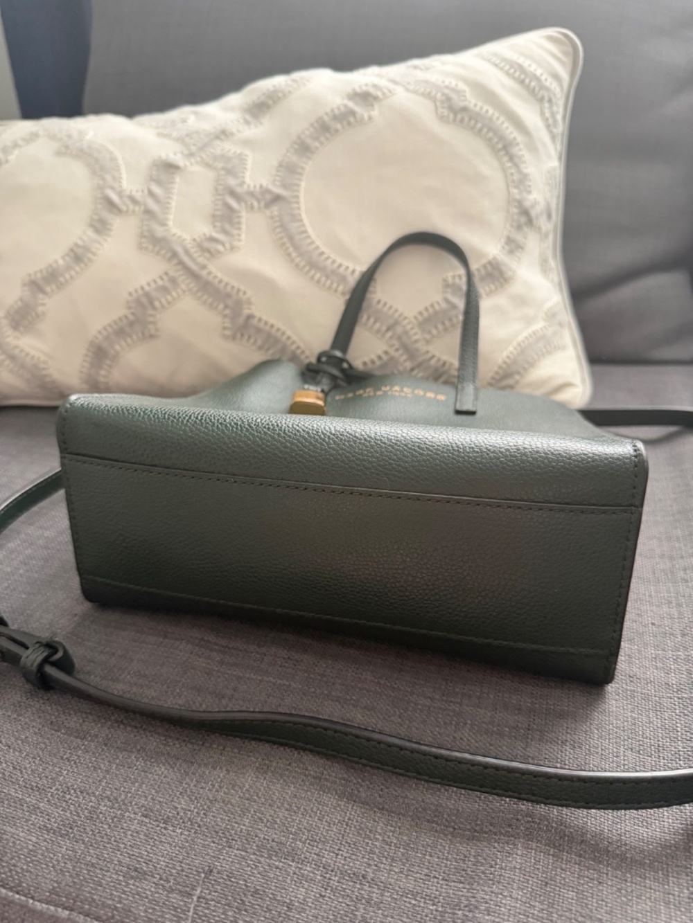 Marc Jacob’s emerald mini grind tote bag - great condition - Picture 6 of 10
